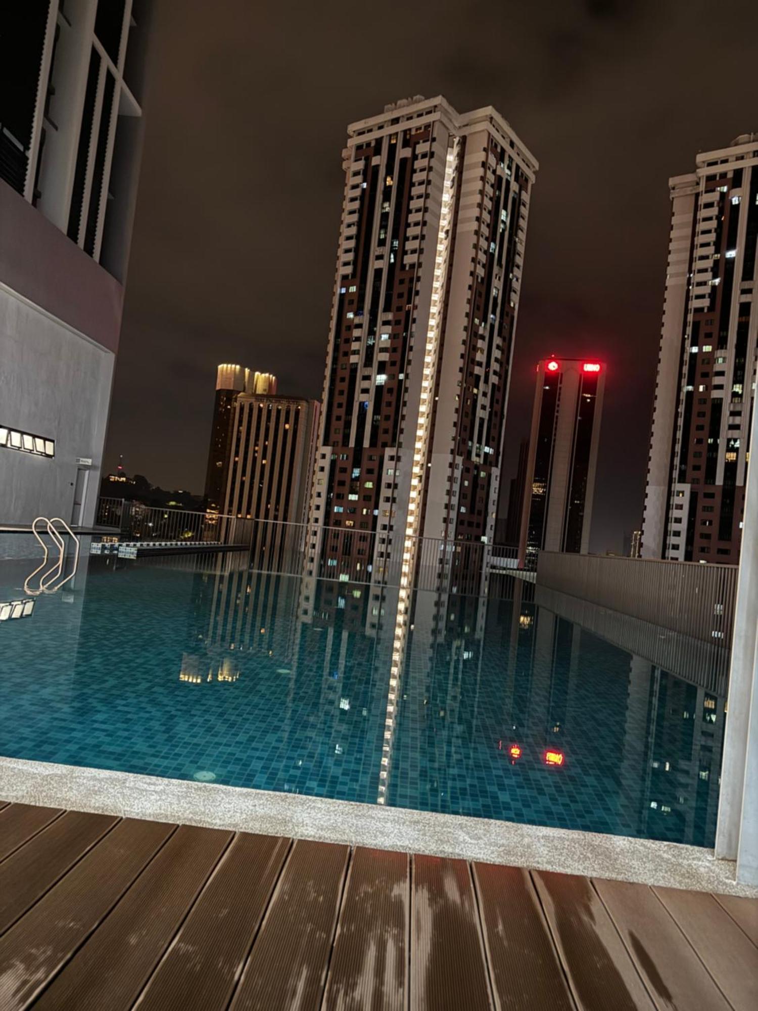 Chamber Klcc By Moonlight